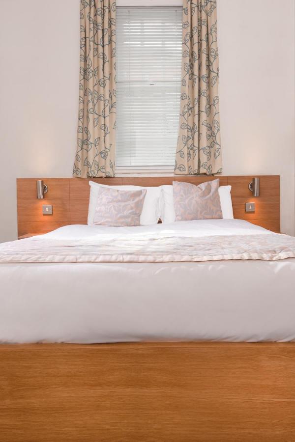 Hotel Fox Connaught London Exterior foto
